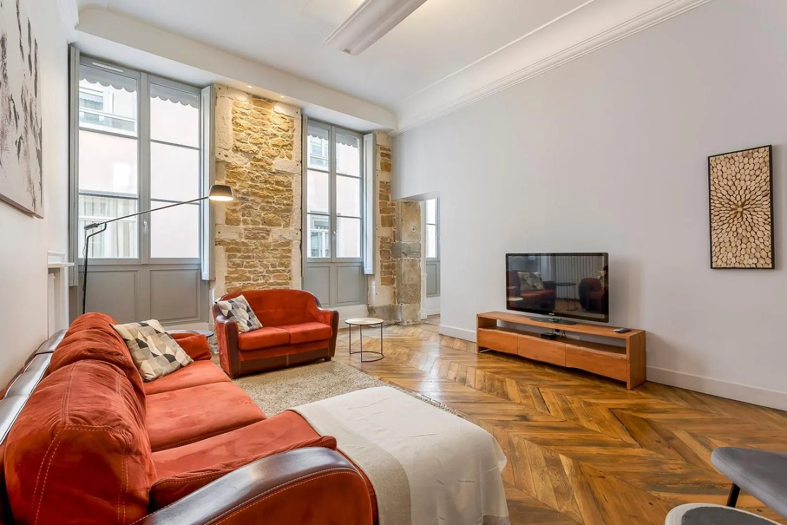 Charlie-Meublee Haut De Gamme-Duplex-260M2-Lyon 1 0*, Lyon France