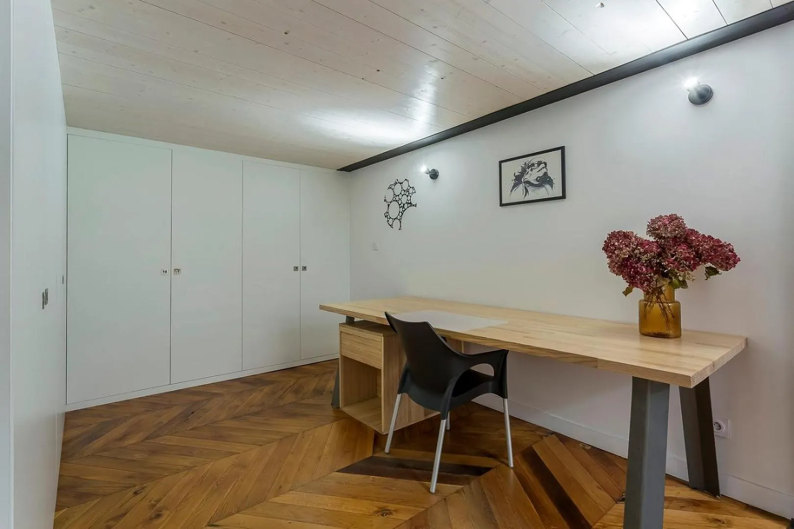 Apartment Charlie-Meublee Haut De Gamme-Duplex-260M2-Lyon 1 France