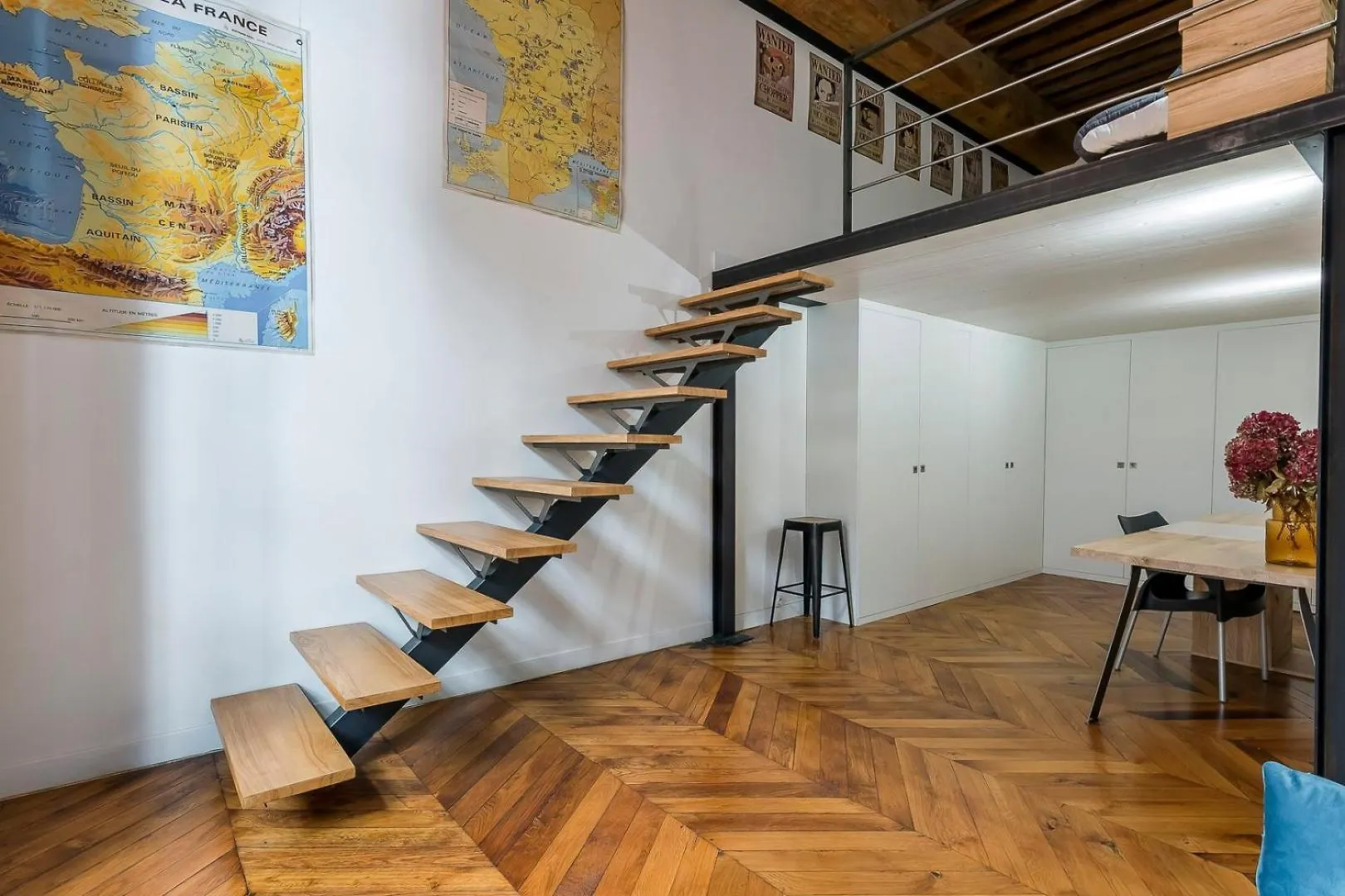 Charlie-Meublee Haut De Gamme-Duplex-260M2-Lyon 1 0*, Lyon France