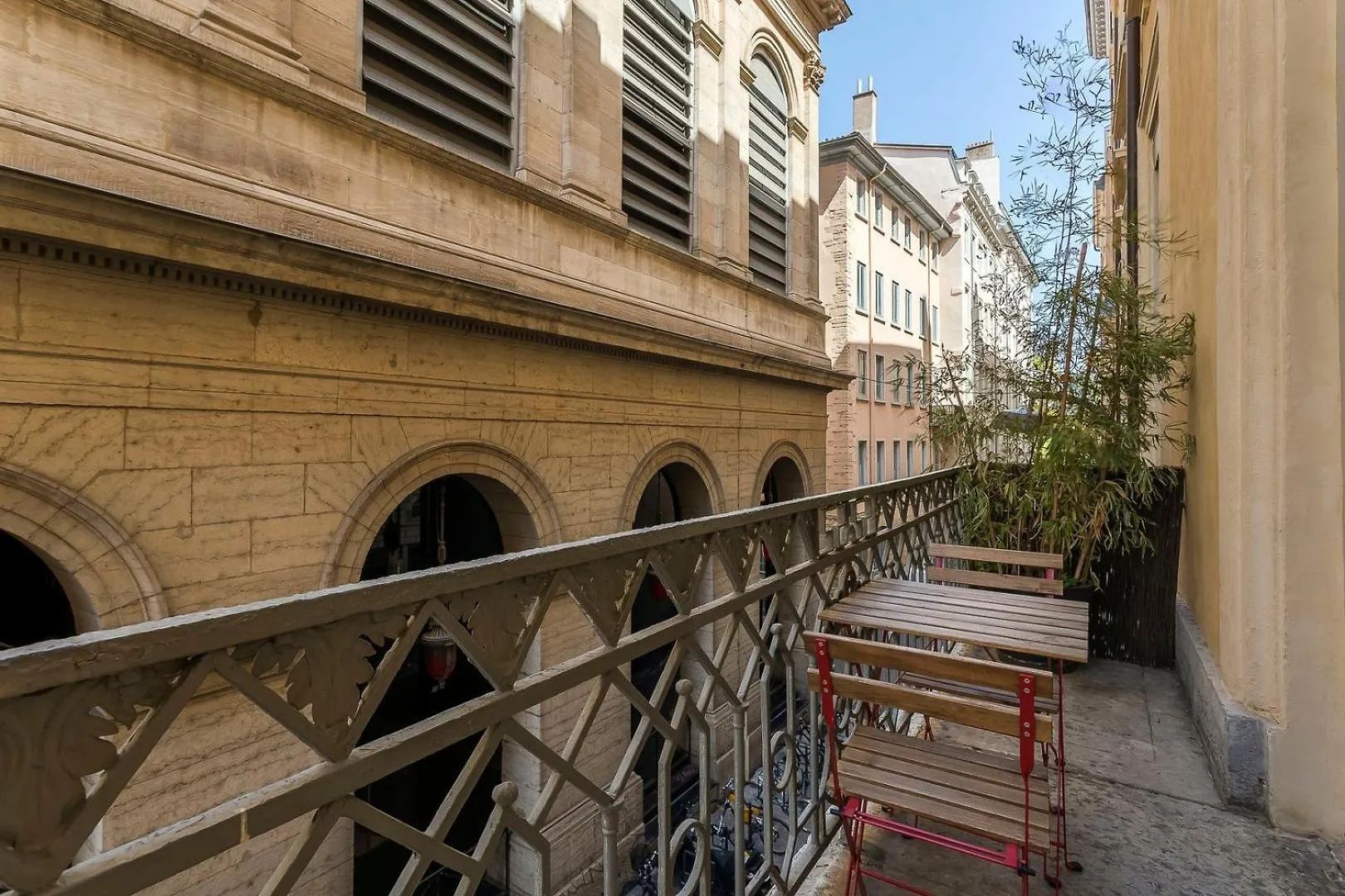 Charlie-Meublee Haut De Gamme-Duplex-260M2-Lyon 1 Lyon
