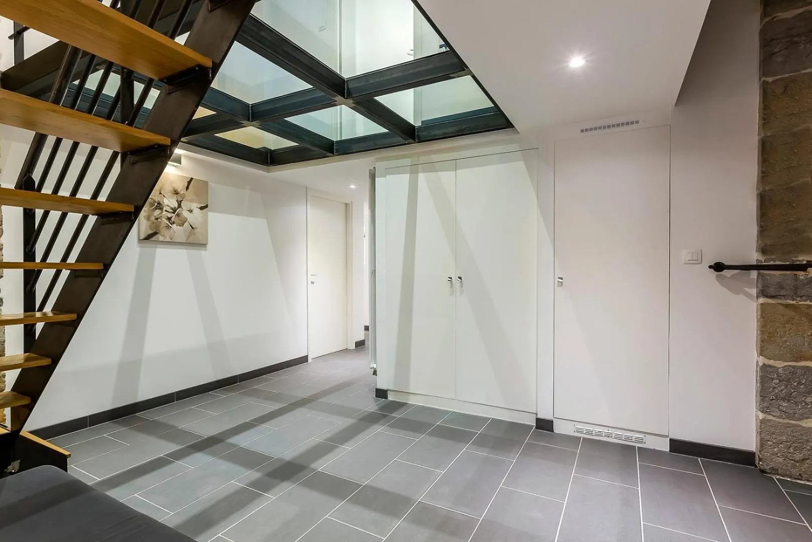 Charlie-Meublee Haut De Gamme-Duplex-260M2-Lyon 1 0*, Lyon France